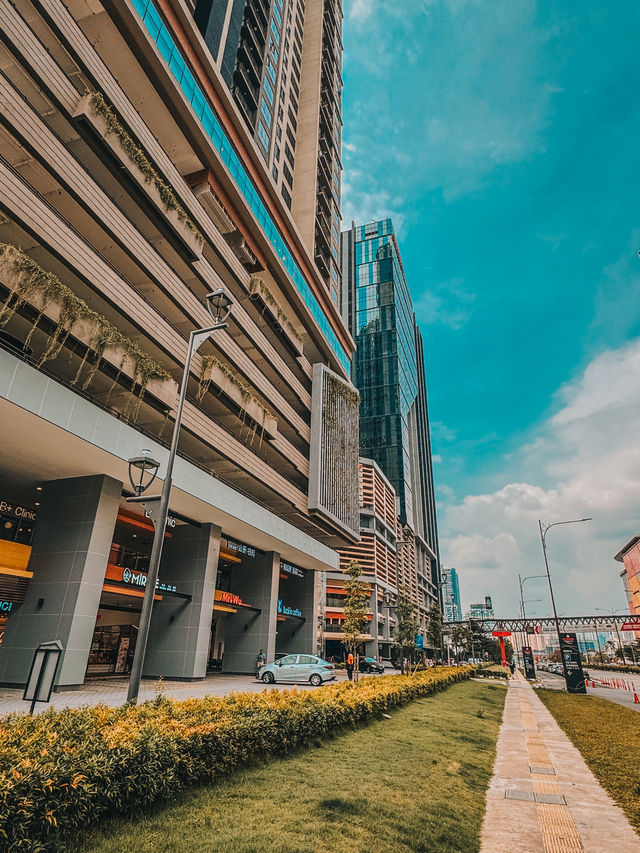 Urban Comfort & Foodie Finds at Sunway Velocity 2