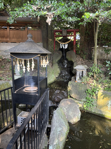絶対金運上昇神社 白蛇辨財天 銭洗弁天 | Trip.com 真岡