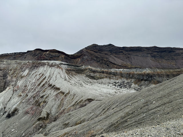 ［福岡🇯🇵絕景］｜活火山🌋｜一望無際的草原🐎 