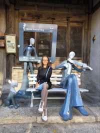 street art at Gubei water town 