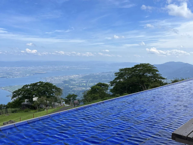 Biwako Valley: A Relaxing Day Trip from Kyoto! ⛰️🌳