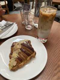 Paris Feels in the Heart of JB