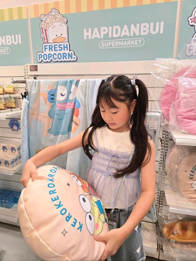 はぴだんぶいポップアップストア💛💚🩵