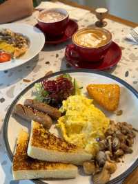 Brunch, Bark & Balance on Good Soil’s Signature Bali