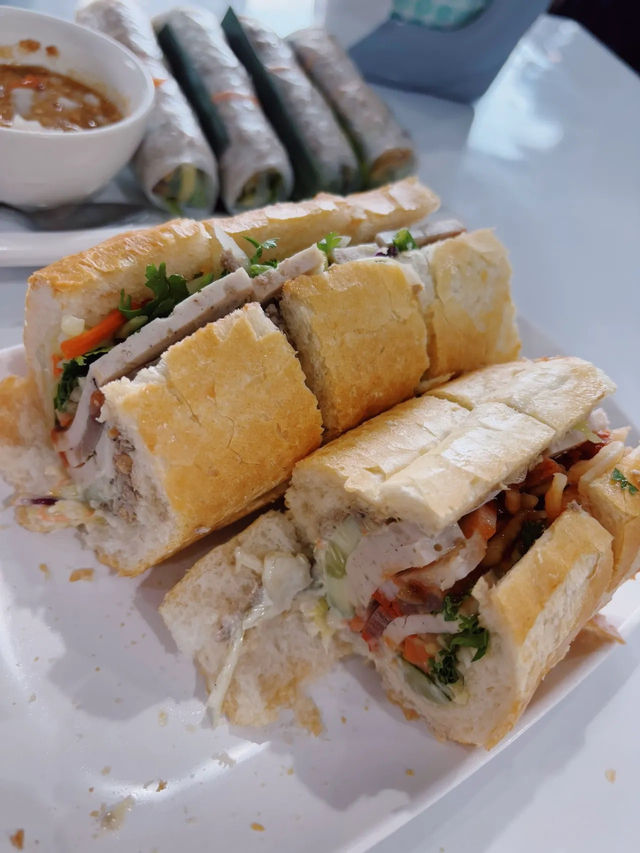PVO ร้านอาหารเวียดนามร้านดัง ที่เวียงจันทน์