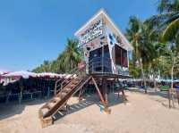 🌊 : Bangsaen beach หาดบางแสน ชลบุรี