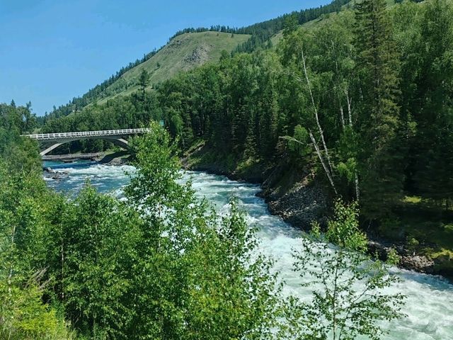 Shuttle Bus to Visitor Center Required Upon Entering Scenic Area
