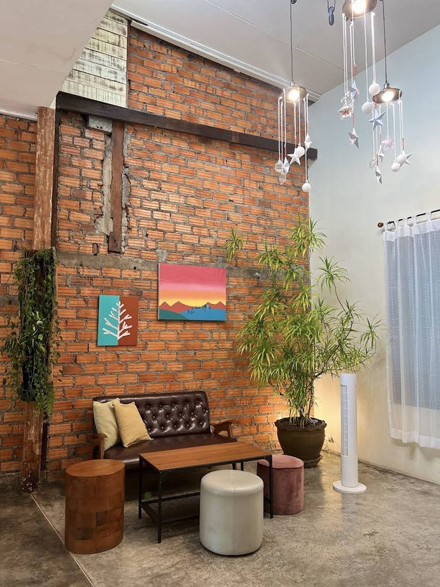 Lunaray Hatyai, Thai Dessert Cafe with a Creative Twist