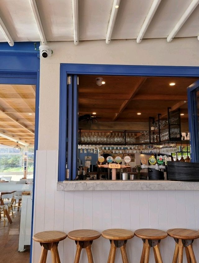 🍽️ มื้อกลางวันที่ The Boat Shed, Sydney