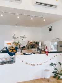 Hi - cafe coffee and tea