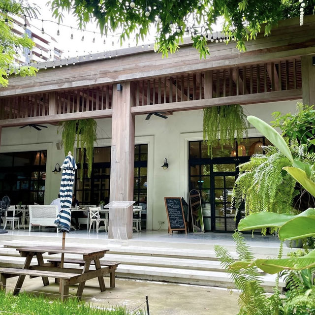 タイの家庭感が溢れる優しいキッチン「Mother May I」🇹🇭