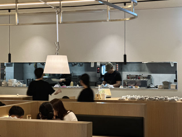 서울 이스트폴을 빛내는 레스토랑, ‘심퍼티쿠시 이스트폴점‘👩‍🍳