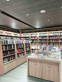 Eslite Spectrum at Starhill KL: A Beautiful Cultural Book Haven