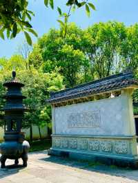 XISHI’S HOMETOWN · THE BIRTHPLACE OF A 2,500-YEAR-OLD NATIONAL ICON
