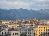 Historic Streets and Sicilian Flavors
