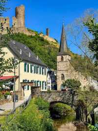 🏡🌿 Monreal: A Fairytale Village in the Eifel