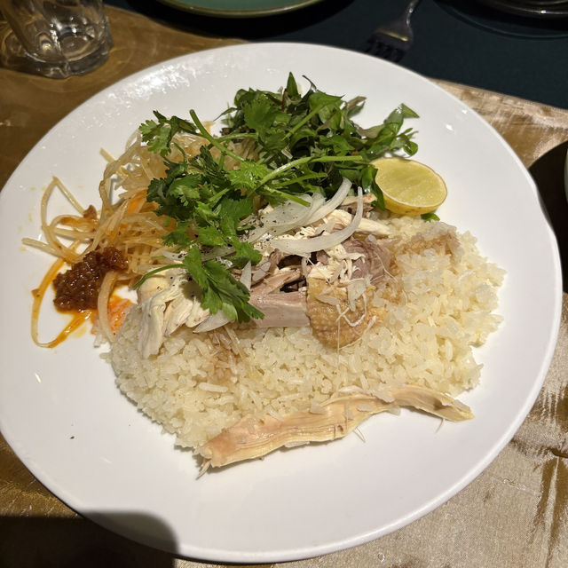 🏮 越南會安古城：燈籠與美食的浪漫時光之旅！🌸✨