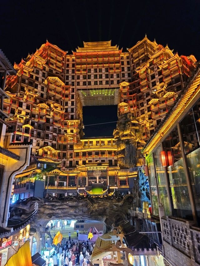 張家界夜遊72奇樓令人驚艷😯