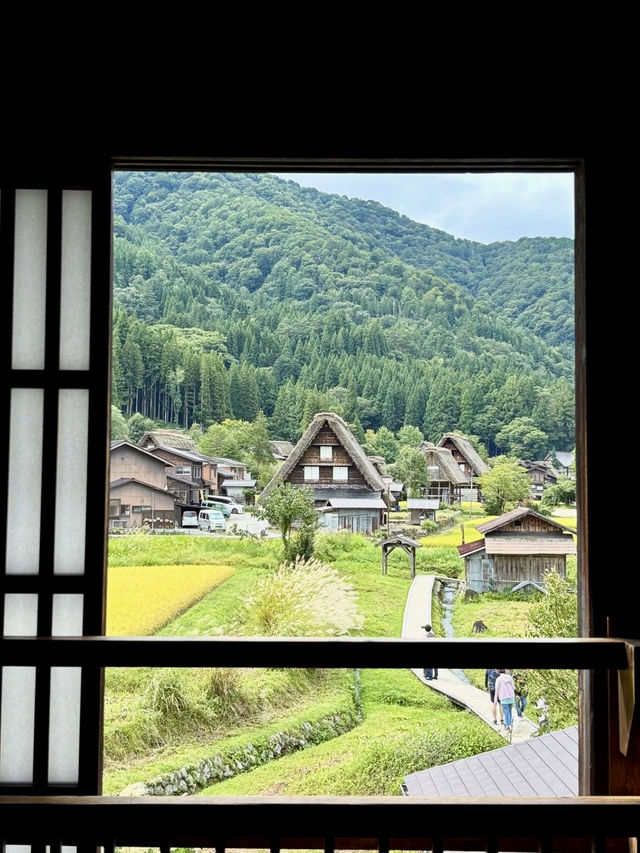 🏯 Exploring Japan’s Largest Gassho-Zukuri House in Shirakawa-go