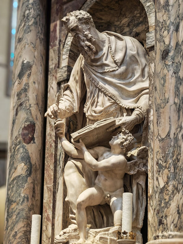 Solo in Florence, Again: A Love Affair with the Details