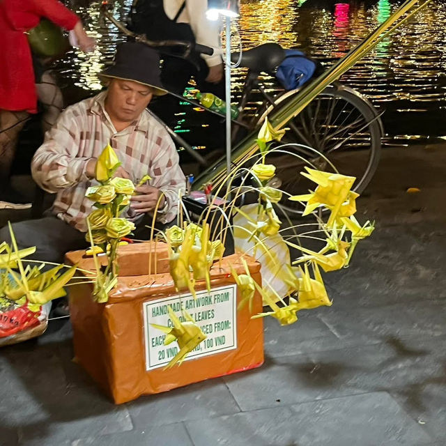 🌟 Wandering Through Hoi An Old Town — Vietnam’s Most Charming Heritage City 🌟 Wandering Through Hoi An Old Town — Vietnam’s Most Charming Heritage City