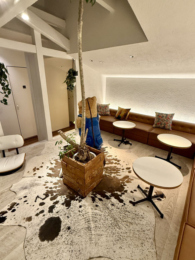 Cozy and Stylish Coffee Spot in Susukino ☕️