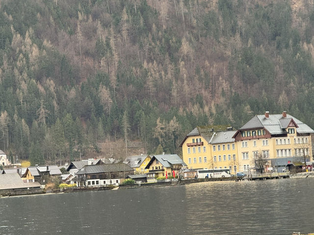 🏔️ HALLSTATT — AUSTRIA’S FAIRYTALE VILLAGE ❄️🇦🇹