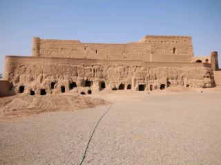 Meybod – Life Built for the Desert