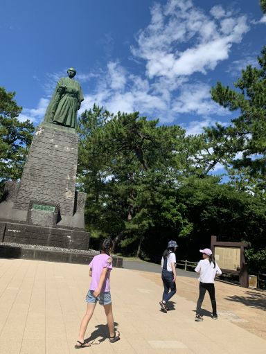 超巨大！！坂本龍馬像＆桂浜 | Trip.com 高知市