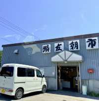 北海道小樽「鱗友朝市」海鮮攻略 🦀 超高 CP 值朝市食堂魚生飯＋三大名蟹（長腳蟹/毛蟹/花咲蟹）實測避坑指南！