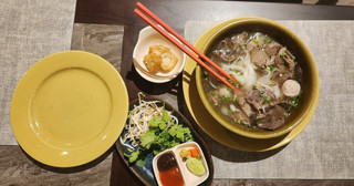 Delicious Vietnamese Pho at Beachwalk — Saigon Ngon! 🍜🌿 Super cozy place in Beachwalk! We came here after shopping because we really wanted some hot soup.
The Beef Pho was surprisingly big and came with a lot of meat and fresh greens. My kids loved the crispy fries and dumplings, and the sandwich (Banh Mi) was super crunchy and delicious. Everything came out pretty fast and hot.
Great spot for a quick and tasty lunch while walking around the mall.