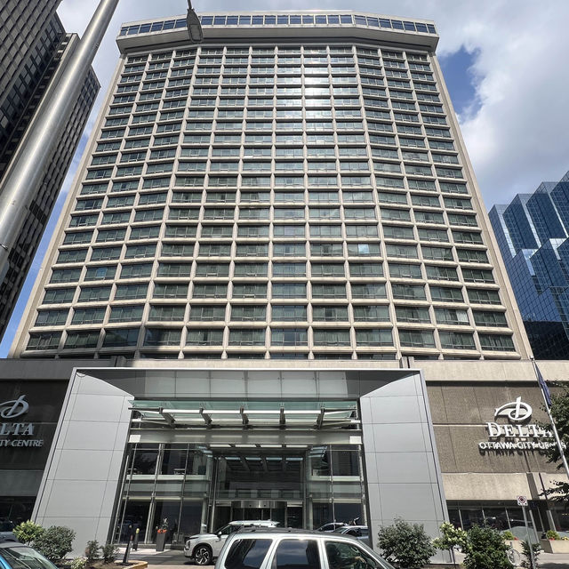 🏨 Modern Comfort at Delta Hotels Ottawa City Centre 🇨🇦