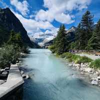 Lake Louise on Summer looks like