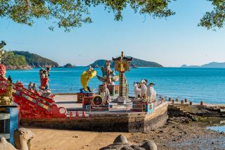 Hong Kong Itinerary: Tin Hau Temple Repulse Bay, Central, and Ding Dings Transportation
