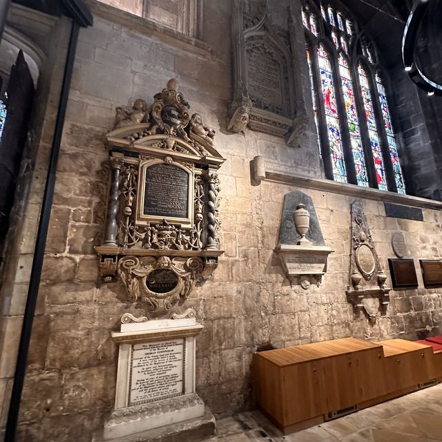  A trip to Gloucester Cathedral 