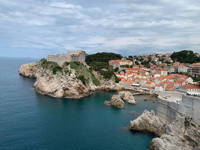 Dubrovnik: Croatia’s Adriatic Pearl 🇭🇷