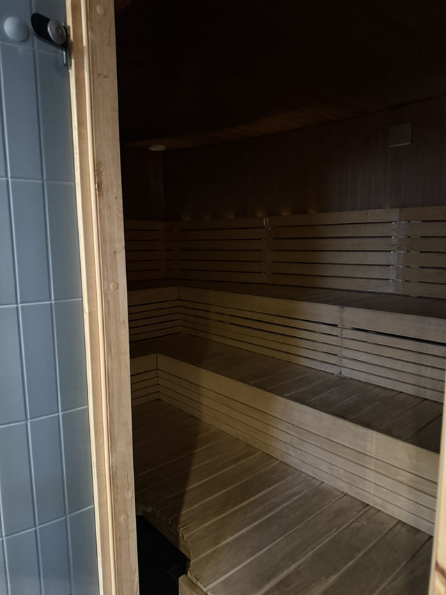 Scandic Helsinki Aviapolis: A Convenient Stay Near the Airport with Easy Access to Shopping