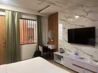 Chill hotel to stay at Gurugram