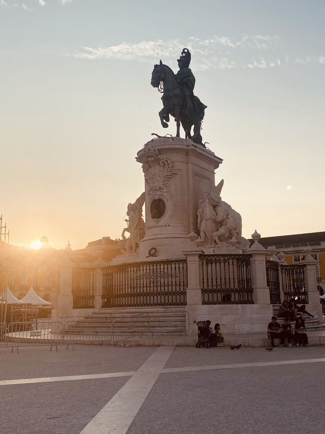 Lisbon ：A City That Smiles in the Sun