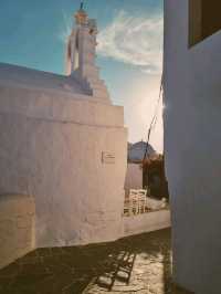  🌊 Folegandros: A Cliffside Haven of Tranquility and Authentic Cycladic Beauty 🇬🇷✨