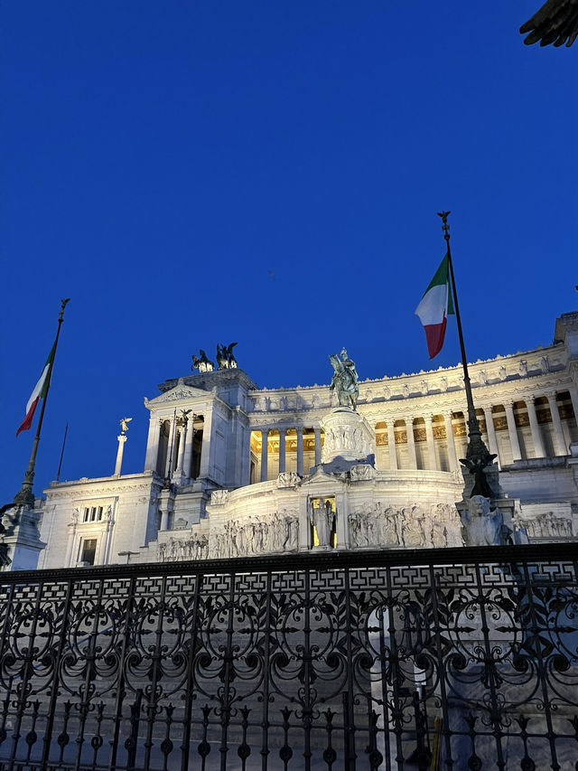 🏛️ Rome: Timeless History and Vibrant Life