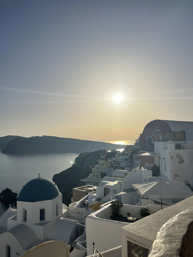 🌊 Santorini – Cliffside Beauty & Aegean Dreams 🏝️✨