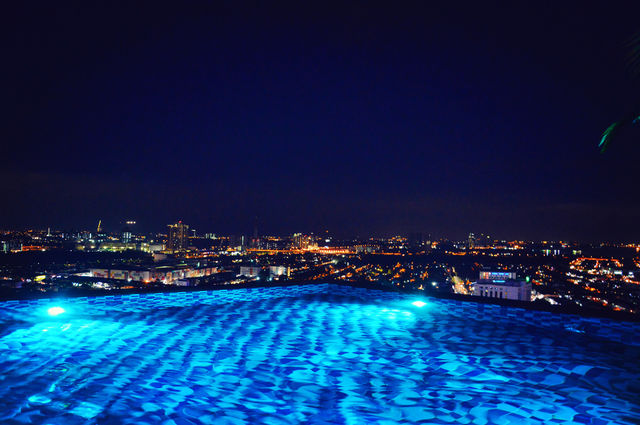 Malaysian preferred hotel with 150-beat infinity pool. 🏨