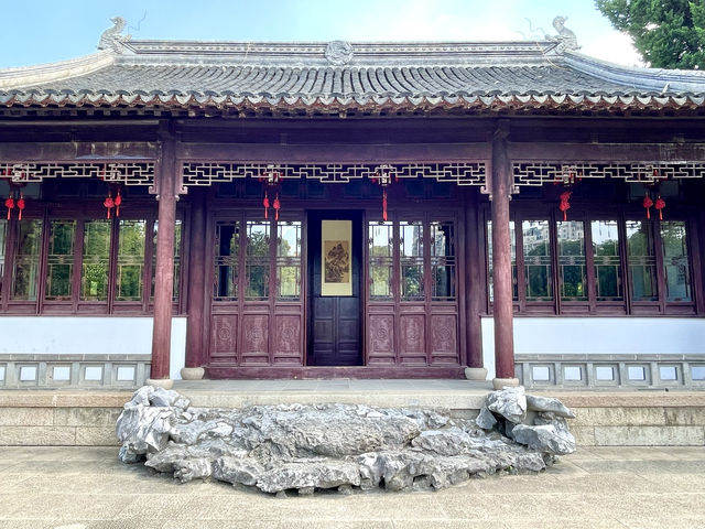 弇山園，在太倉絕對算得上是一個著名景點，原來叫太倉公園，雖然是個免費公園，但規劃管理得井井有條