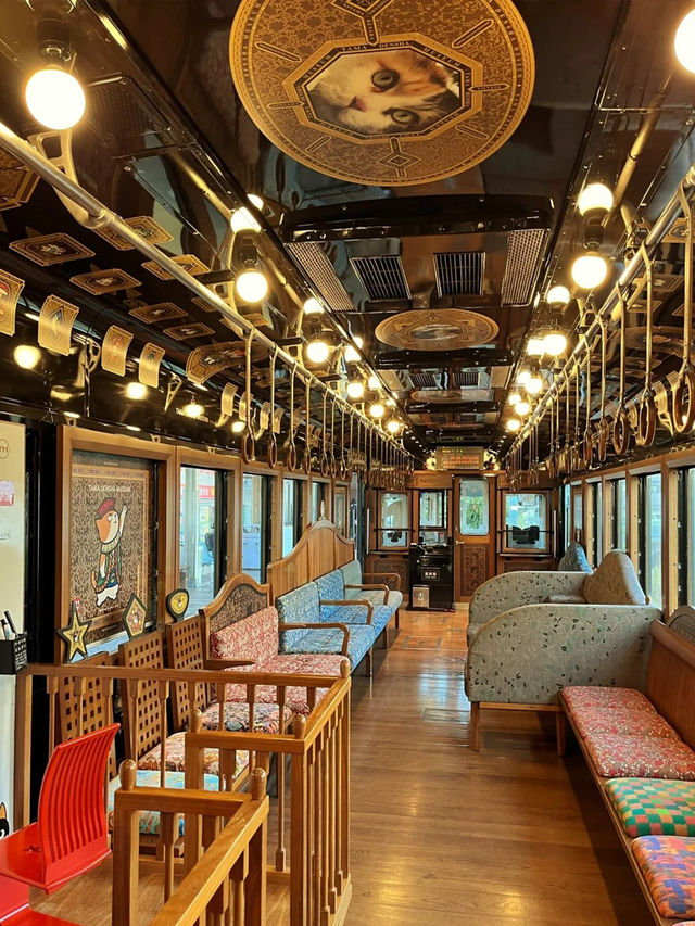 貓奴麼？一定要去日本坐一次三花小玉電車。