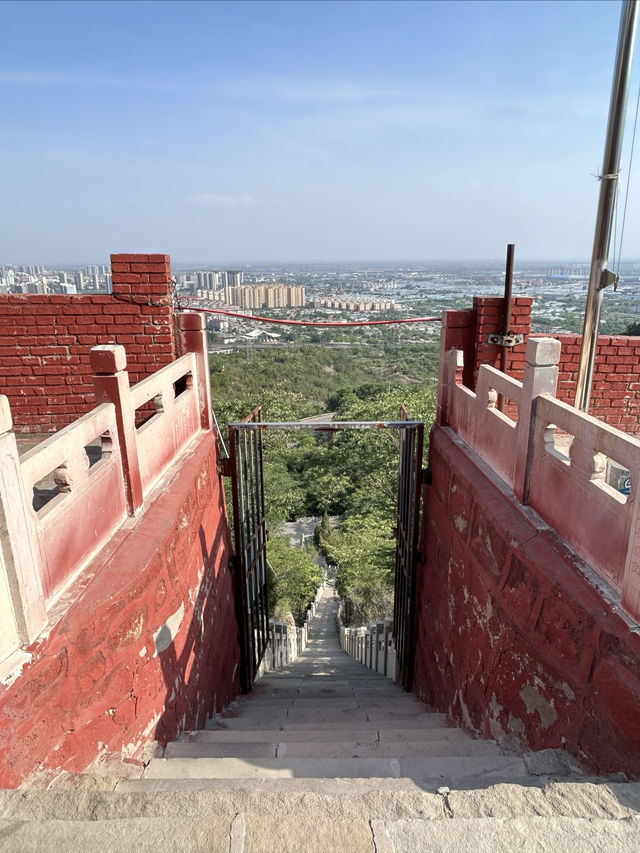 端午去哪玩｜避開人潮，打卡清徐香岩寺：歷經滄桑，光彩依舊