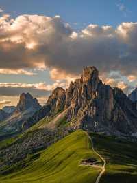 🏔️ Cortina's Coziest Stays: Grand Hotel Savoia 🌟