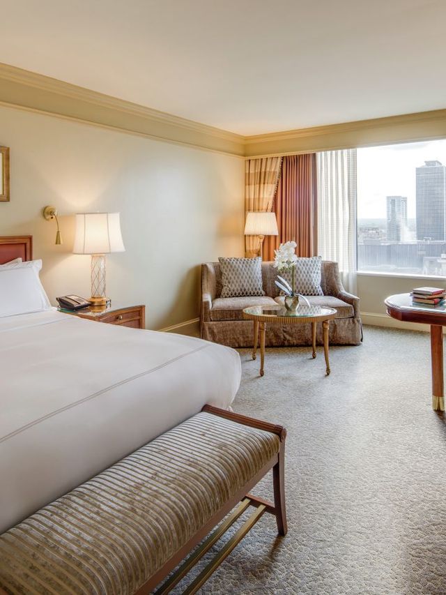 🌟 Indy's Luxe Sleepover: Conrad Indianapolis! 🏨✨