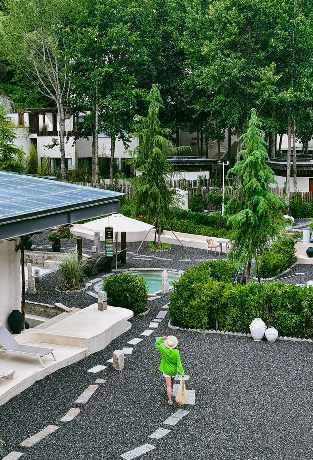 川西旅行｜住進了陳哲遠古力娜扎同款度假溫泉酒店