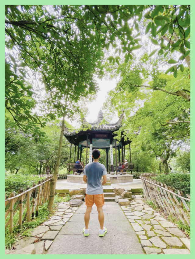 台州旅行台州有東湖風來花自落柳岸碧水潺